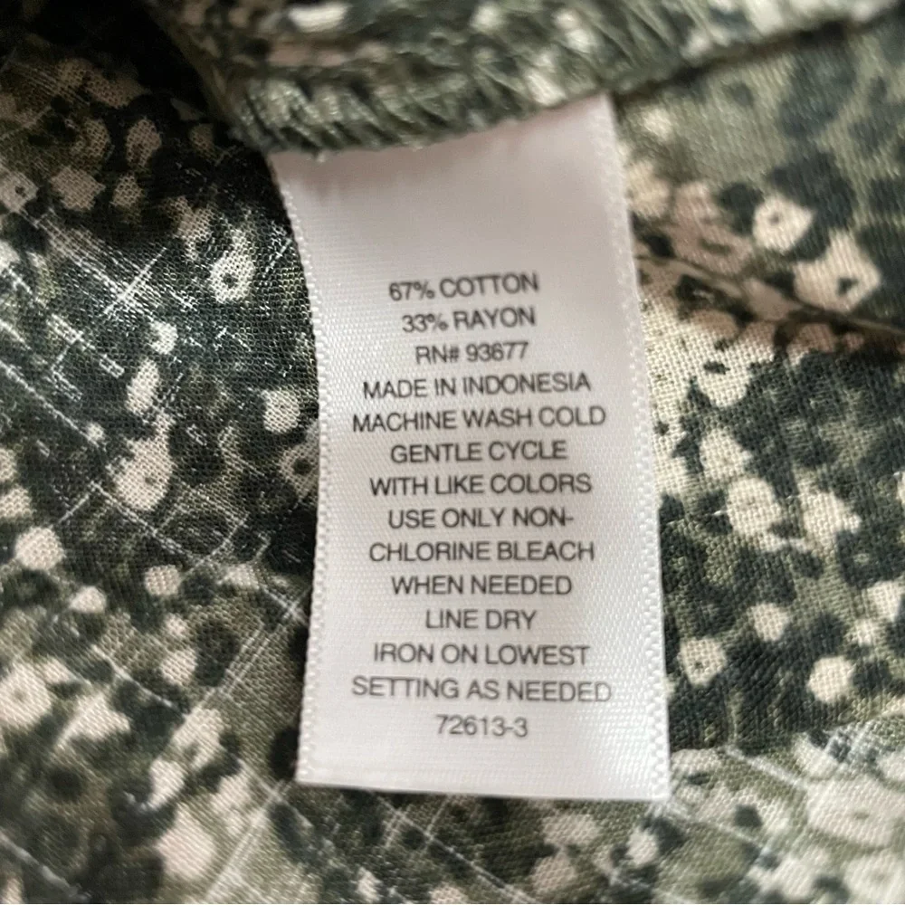 ana | NWT Sage Green Floral Boho Blouse‎